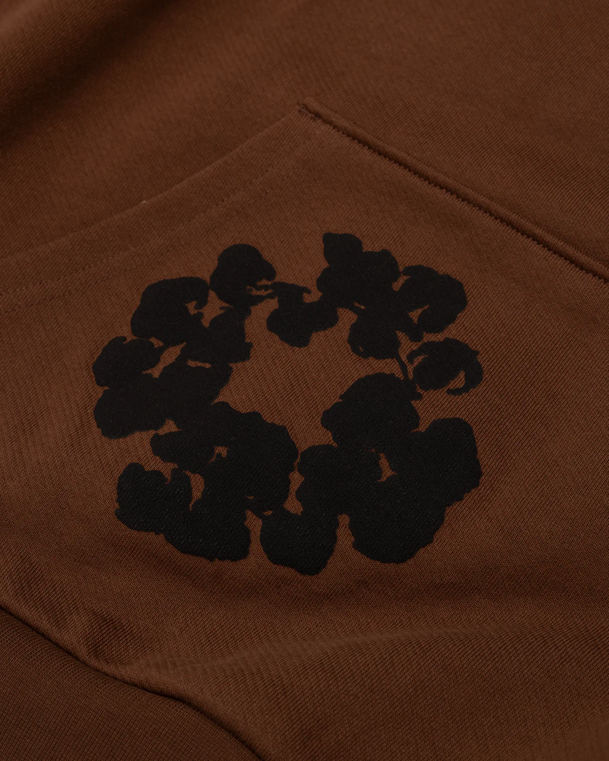 Black Cotton Wreath Hoodie Brown - Image 3