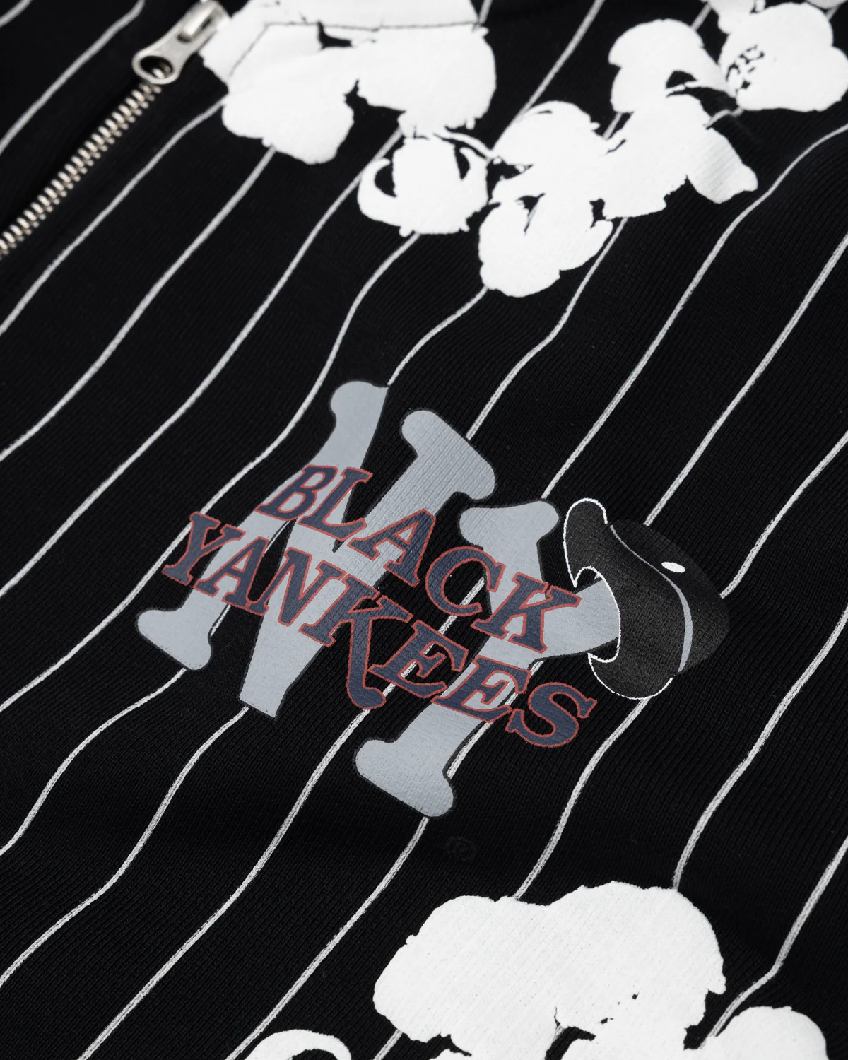 Pinstripe Wreath Zip Hoodie Black - Image 3