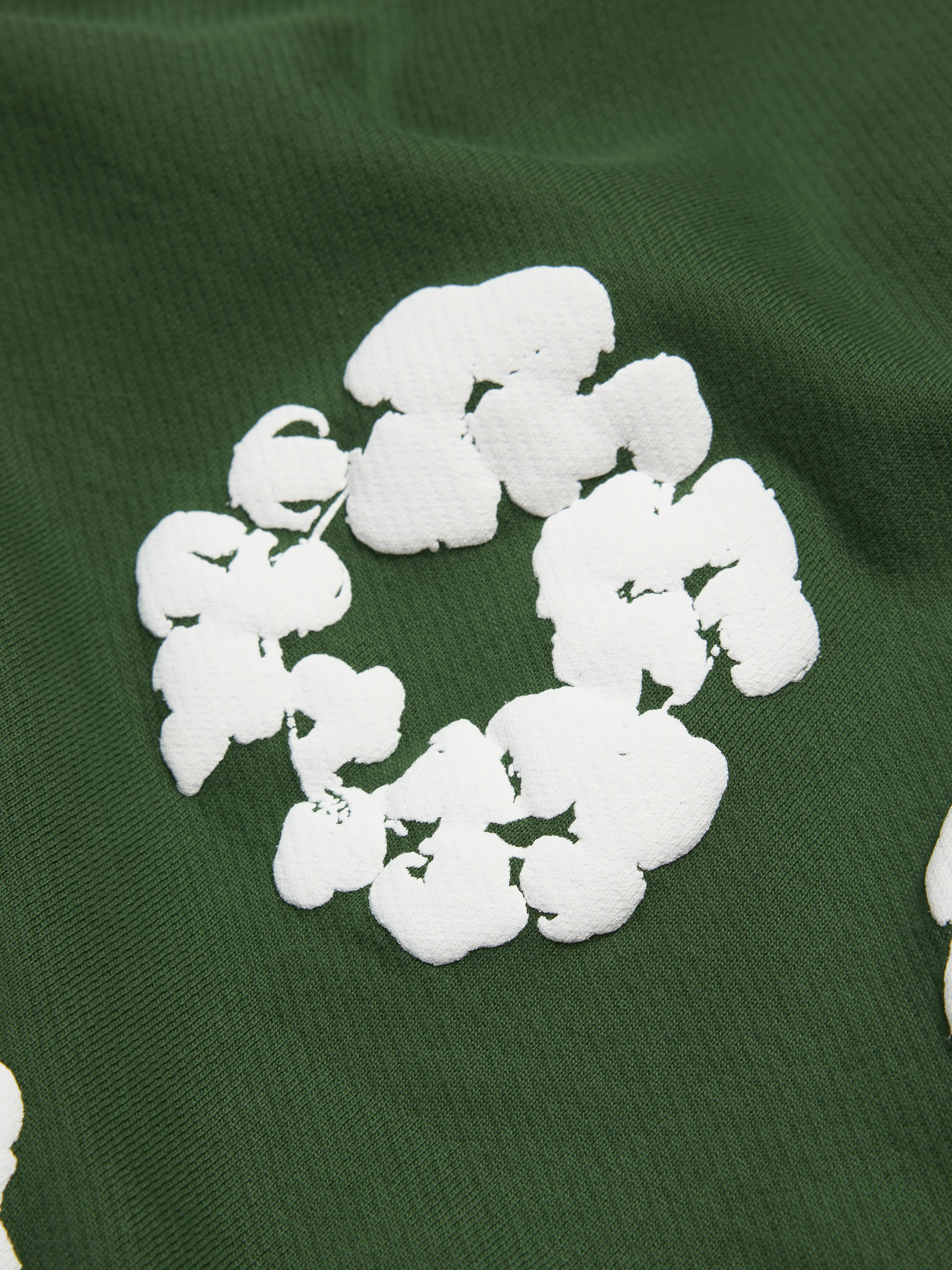 Cotton Wreath Sweatshorts Green - Image 3