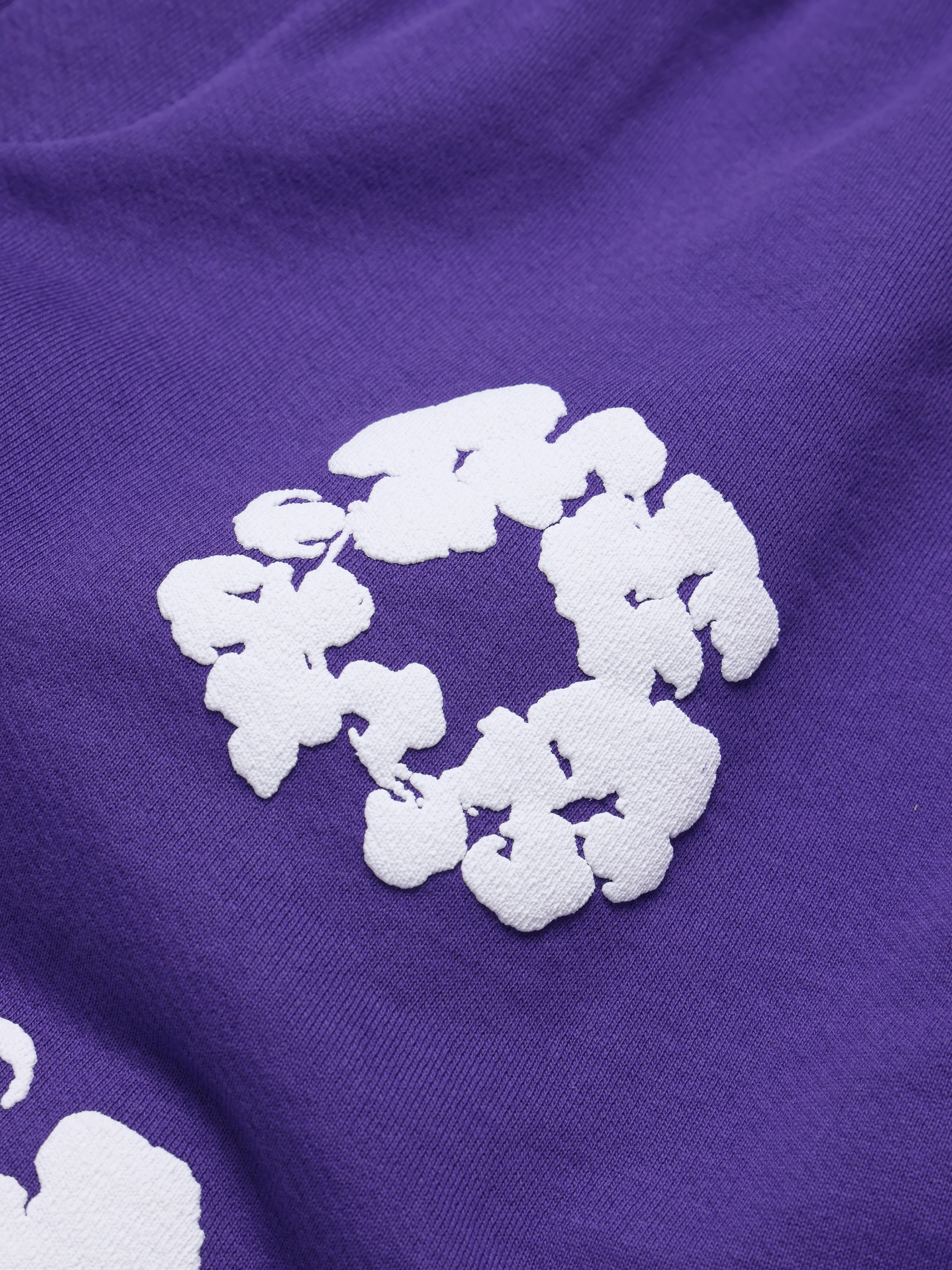 Cotton Wreath Sweatshorts Purple - Image 3
