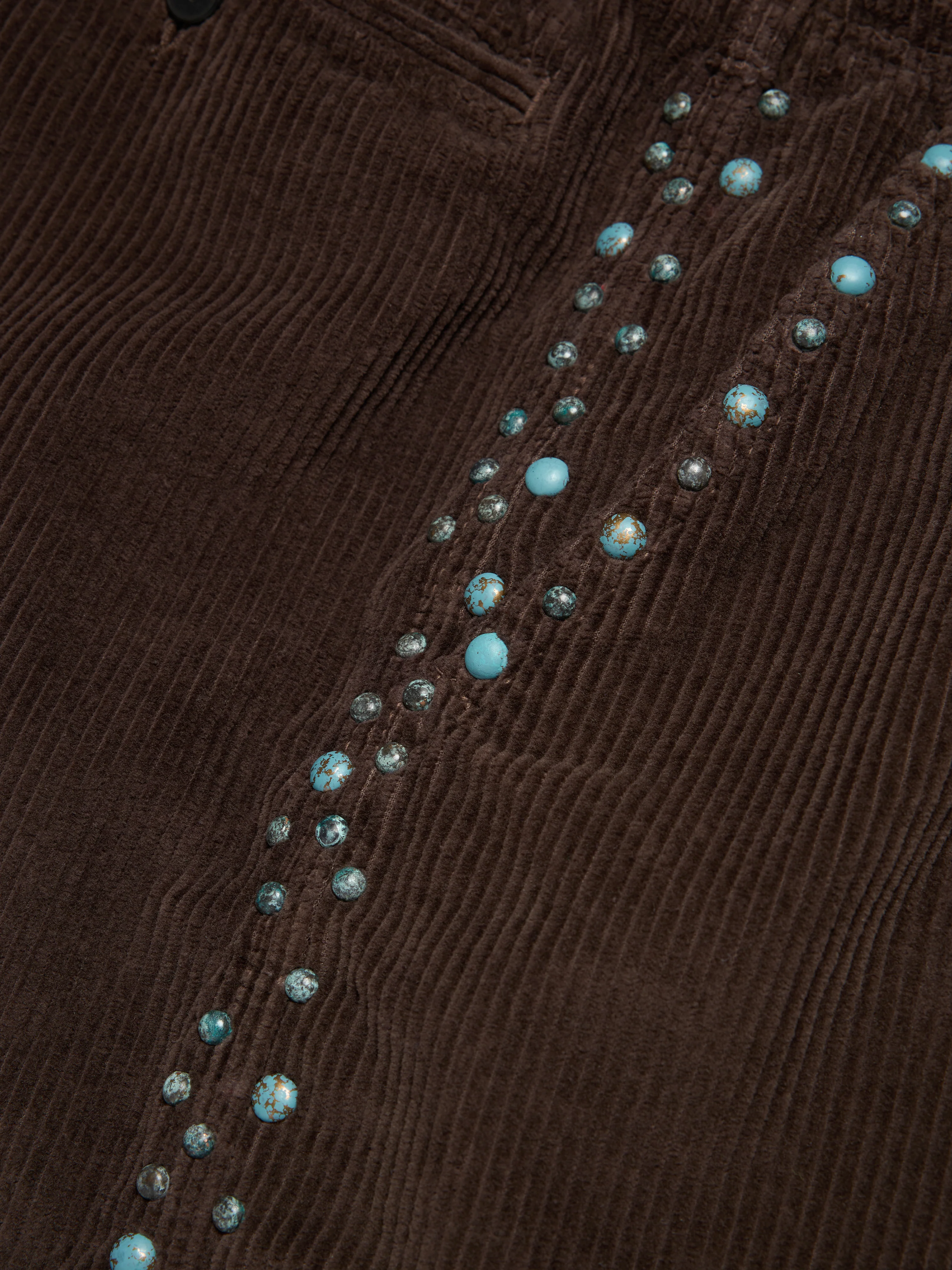Oxidized Studs Corduroy Shorts - Image 3