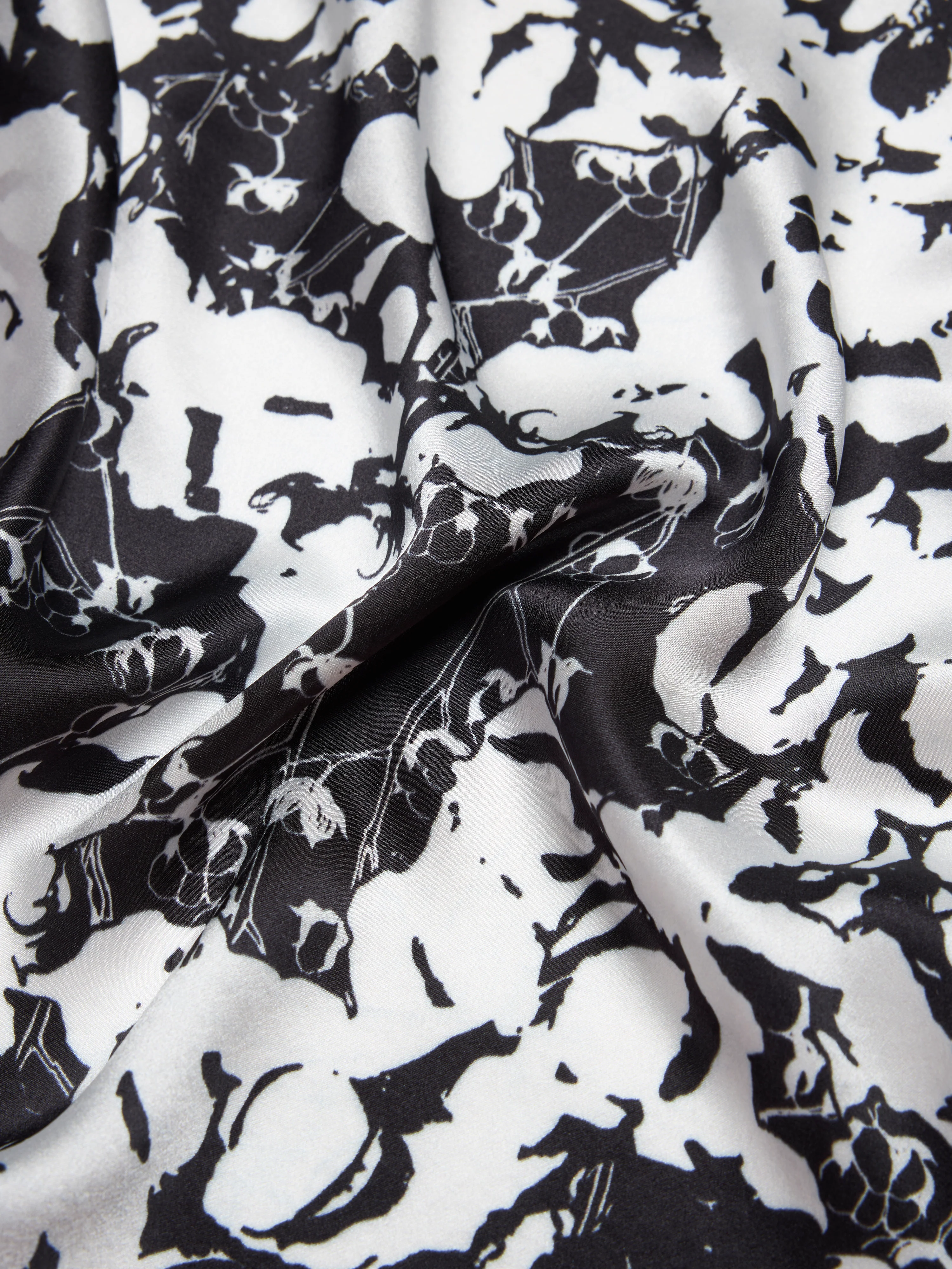 Peace Wreath Silk Scarf - Image 2